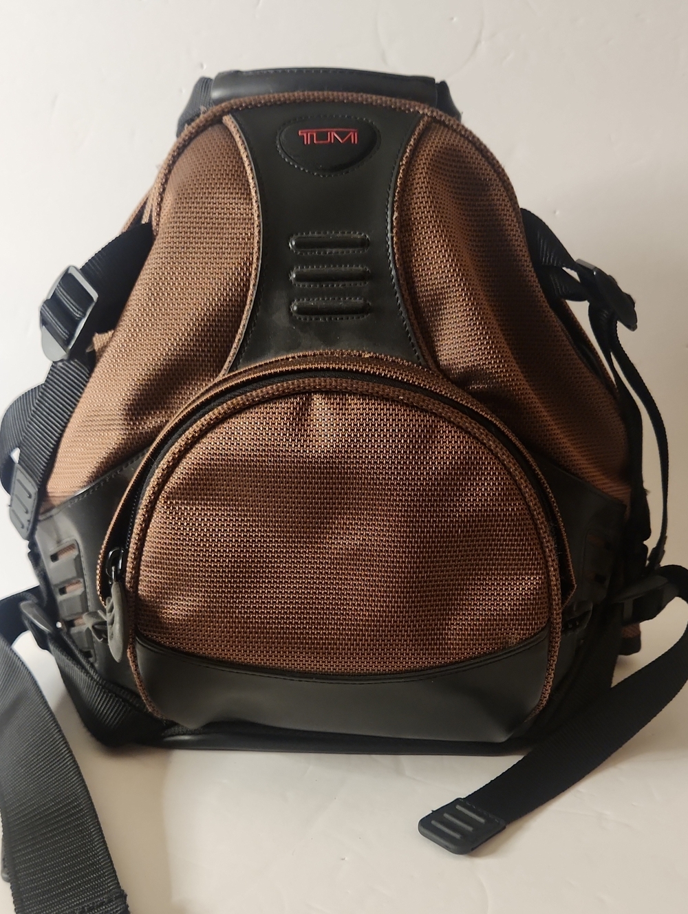 Tumi T2 Ballistic Nylon & Leather Brown Sling Backpack/Travel Bag/ Unisex